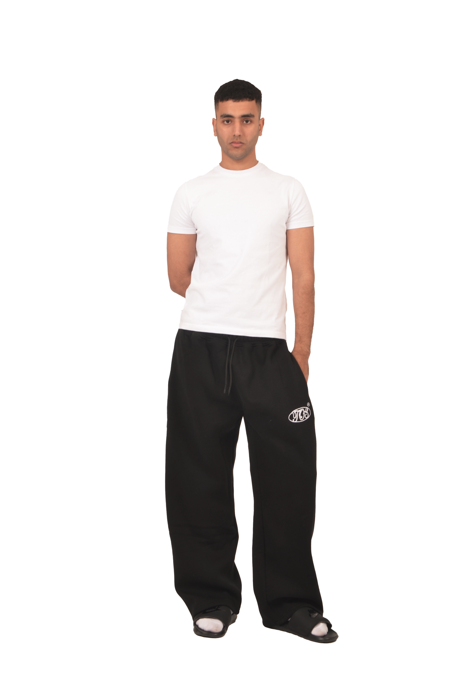 SIGNATURE BLACK SWEATPANTS
