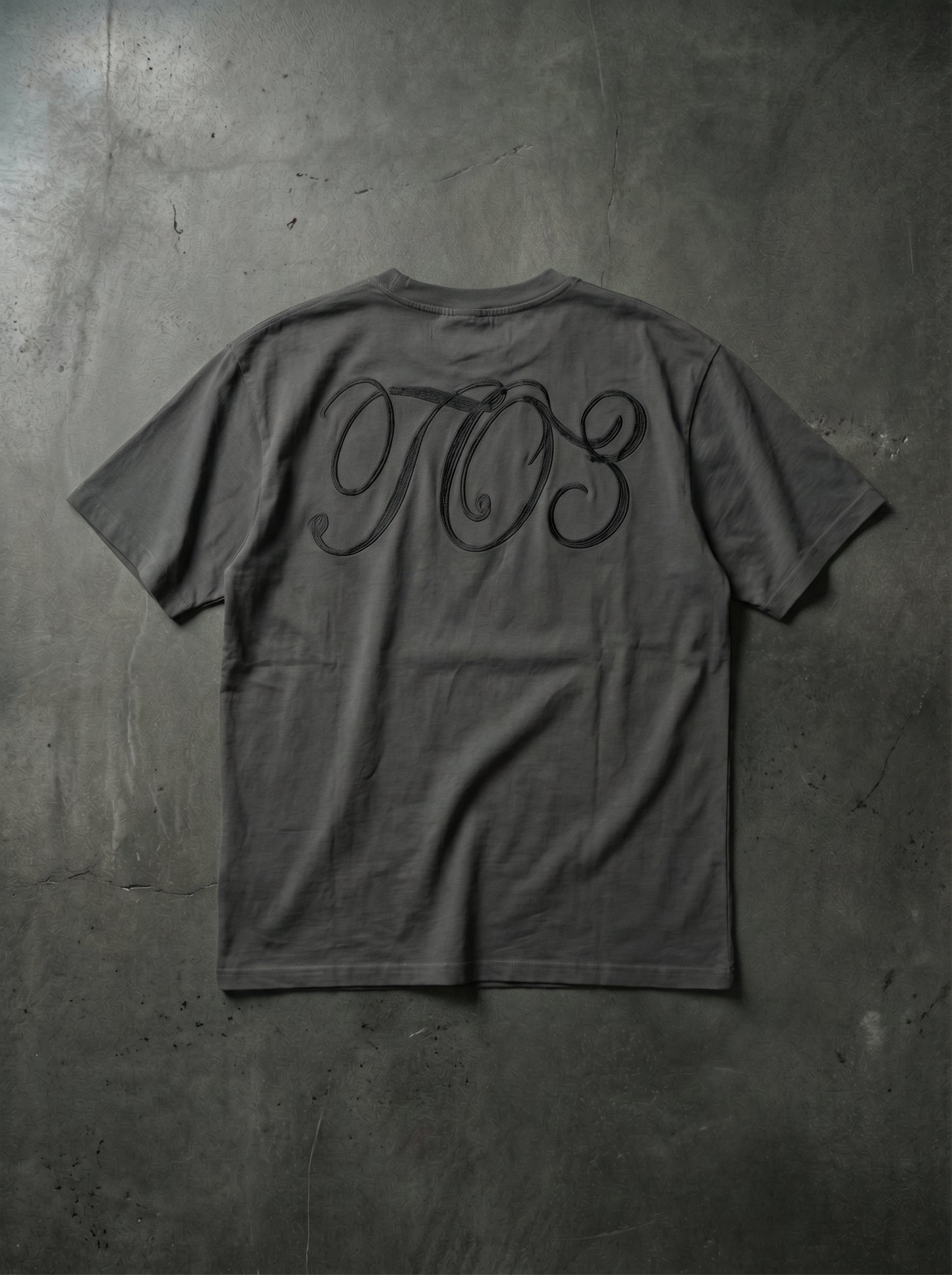 SIGNATURE DARKGRAY TEE