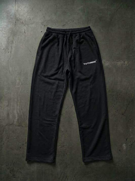 TOTHREE LOGO BLACK SWEATPANTS